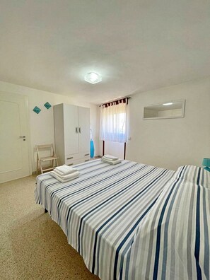 3 bedrooms, free WiFi, bed sheets