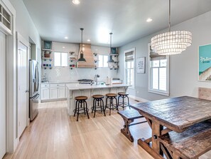 Dining - Boomer Bungalow (Eufaula)