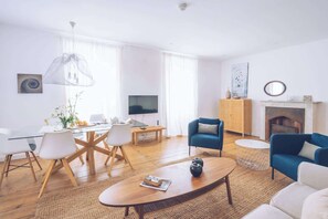 Fernseher