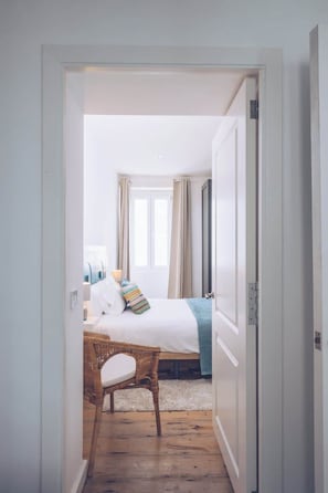 2 dormitorios, tabla de planchar con plancha, wifi y ropa de cama