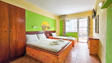 Bügeleisen/Bügelbrett, kostenloses WLAN, Bettwäsche