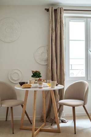 Superior Apartment | In-room safe, iron/ironing board, free WiFi - Old Town Apartments By Villa Botanica (Cannes)
