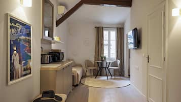 Appartement Supérieur | Coffres-forts dans les chambres, fer et planche à repasser