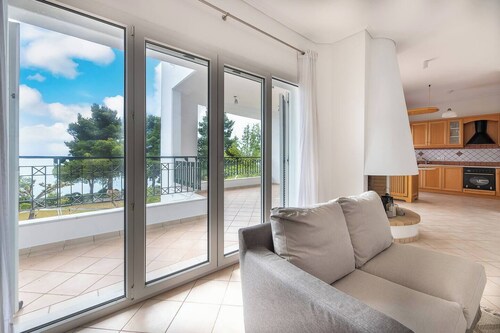 Vista Mare Blu House