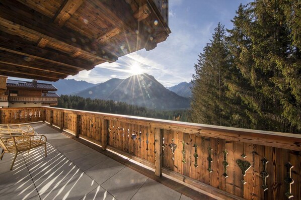 House | Terrace/patio