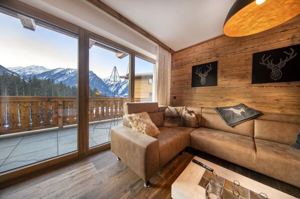 Chalet | Living room