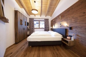 Chalet | 3 bedrooms, bed sheets