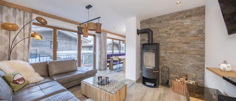 小木屋 | 客廳 | 壁爐