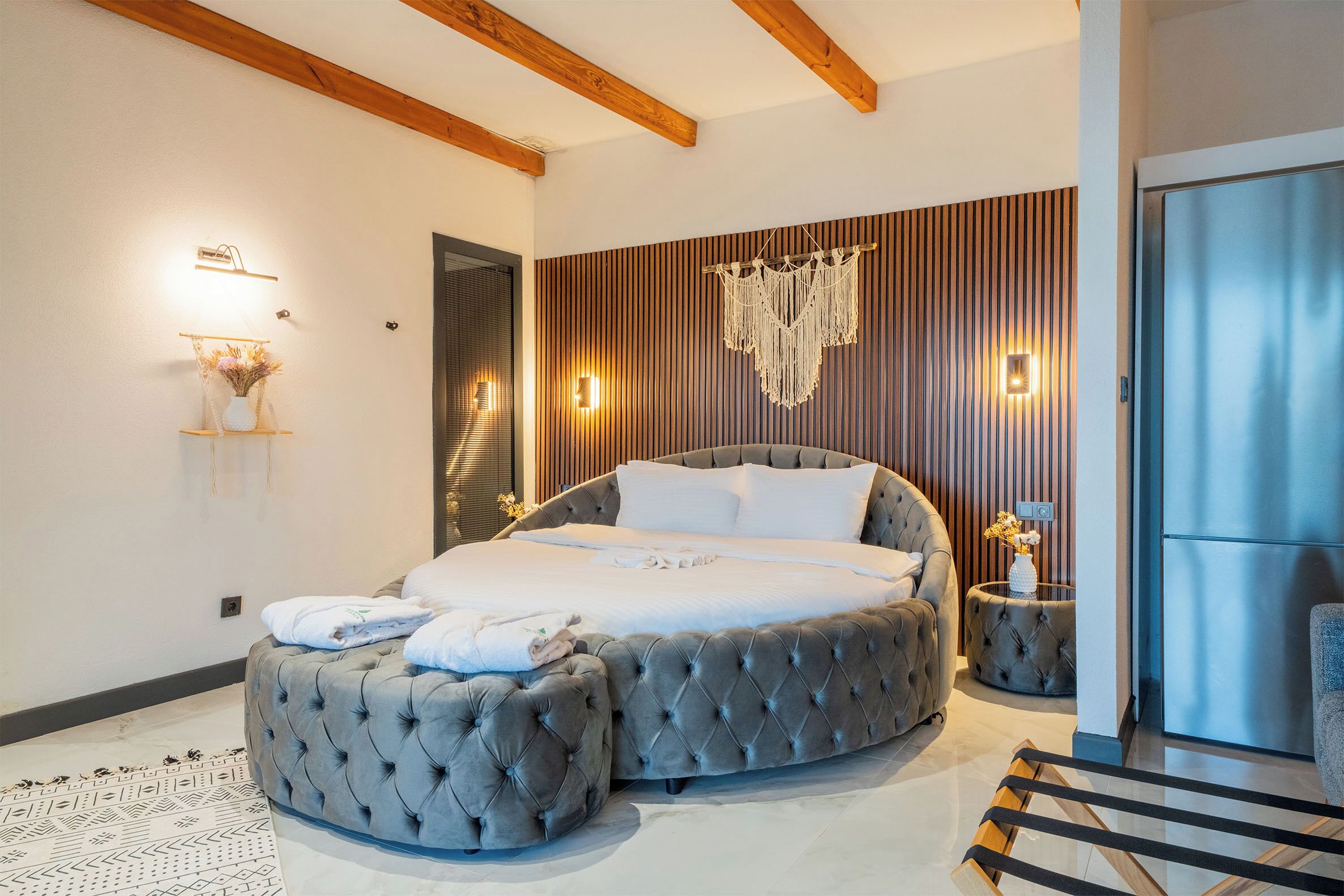 デザイン スイート マウンテンビュー | WiFi (無料)、ベッドシーツ