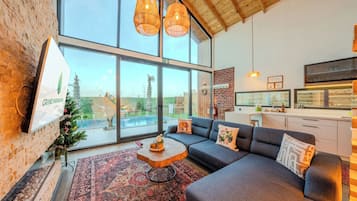 Télévision LED de 50 pouces avec chaßnes par satellite