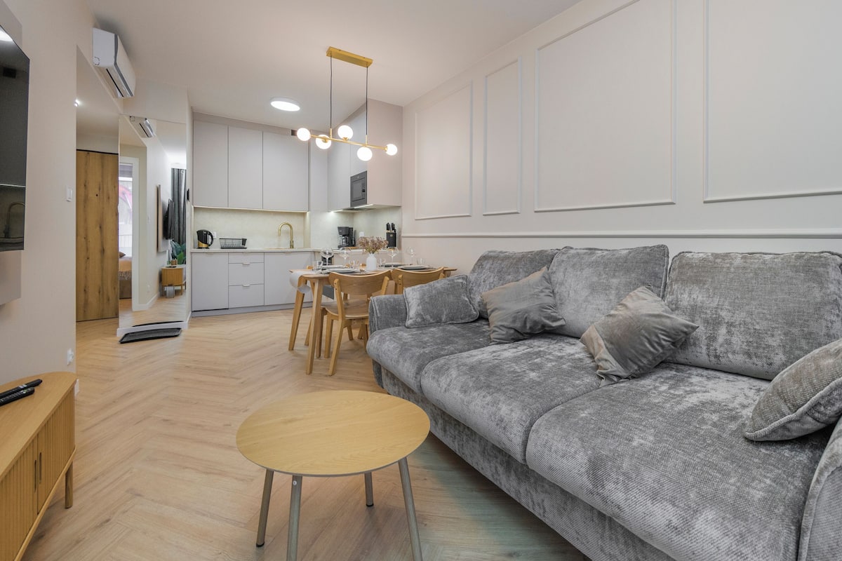 Apartment (48) | Living area