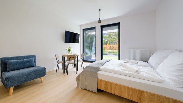 Appartement (2A) | Woonruimte | Flatscreentelevisie