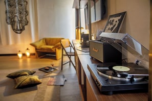 Deluxe-Studiosuite