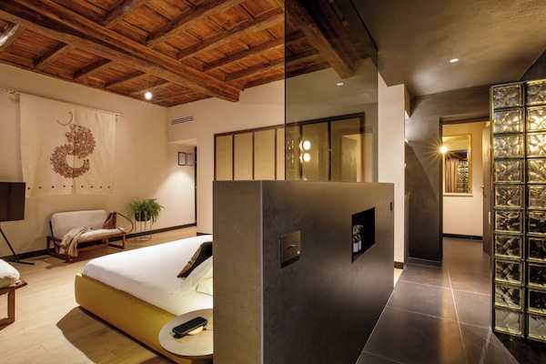Studio Suite Kota | Minibar dan Wi-Fi gratis