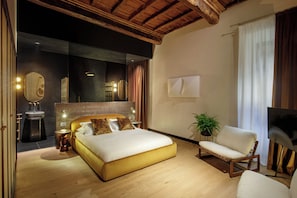 City Studio Suite | 1 bedroom, minibar, free WiFi