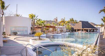 Colinas 18C at Puerta Cortes! Golf, Beachclub