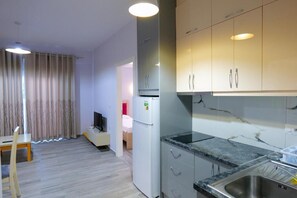 Deluxe Apartment | Private kitchen