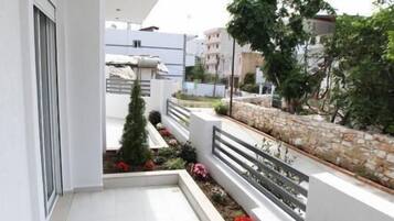 Apartment | Balcony