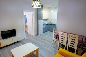 Deluxe Apartment | Living area - Vila Orion (Sarandë)