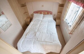 1 室のベッドルーム、WiFi (無料)