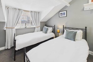 2 bedrooms, iron/ironing board, travel cot, WiFi