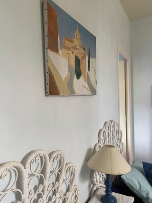 6 chambres, fer et planche à repasser, lit parapluie, Wi-Fi gratuit