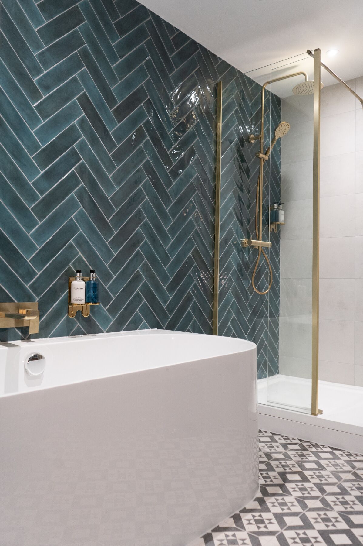 Superior Room | Bathroom | Hair dryer, towels, soap, shampoo