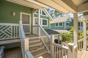 Property grounds - Spacious 7 Bedroom 5.5 Bath on Ocean Creek Golf Course! (Fripp Island)