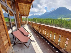 Chalet | Balcony