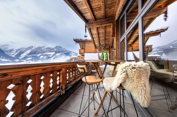 Chalet | Balcony