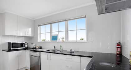 Sunlit Glow Spacious 5BR Home on Ladies Mile