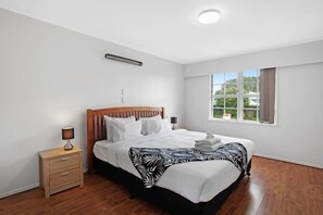 5 間睡房、熨斗/熨衫板、Wi-Fi、床單