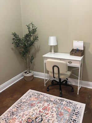 Interior - Newly renovated, spacious, modern home near Hospitals and LSU. (Baton Rouge)