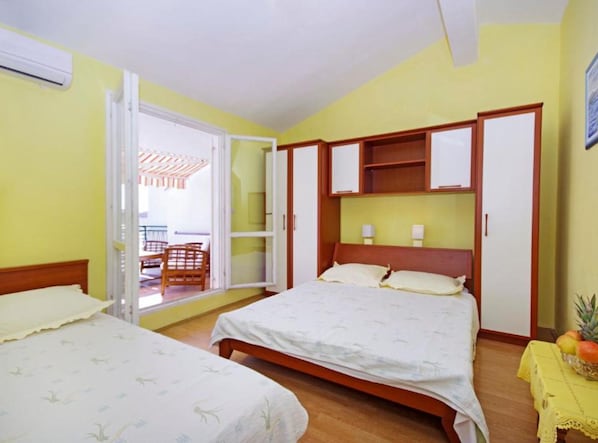 Apartment (Three Bedroom Apartment With Terrace ) | 5 bedrooms