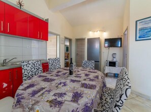 Apartment (Three Bedroom Apartment With Terrace ) | Property amenity - Apartments Ribarević (Makarska)