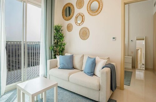 Elegant 2BRApt In Damac Hills 2