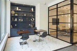 Business center - Atlantic Station-12S (Stamford)