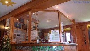 Reception - Eduhoteldefilippi (Staffa)