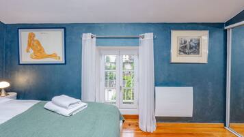 2 chambres, fer et planche à repasser, accès au Wi-Fi (inclus)