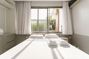 4 Schlafzimmer, Bügeleisen/Bügelbrett, Internetzugang, Bettwäsche