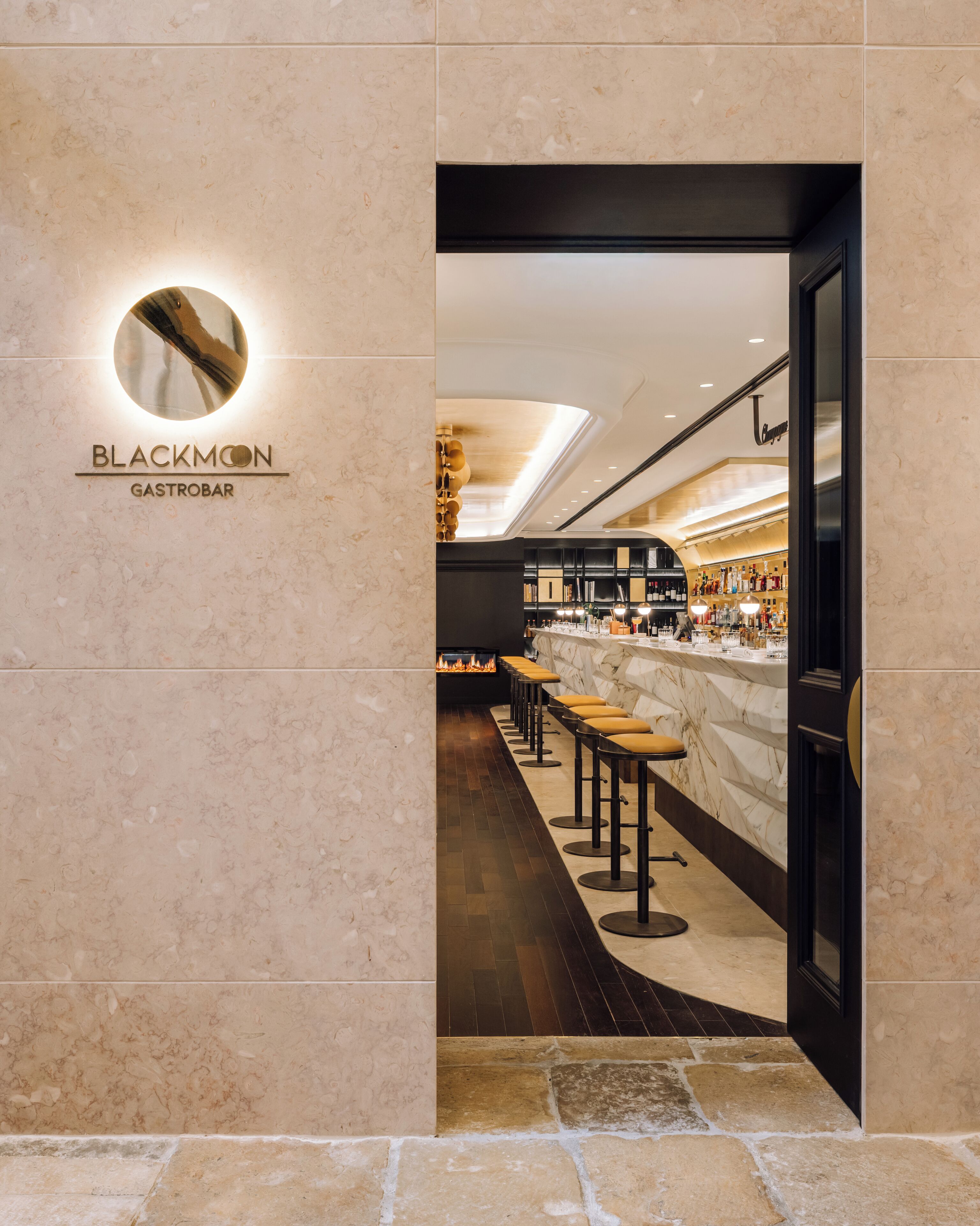 Breakfast, lunch, dinner served; local and international cuisine 