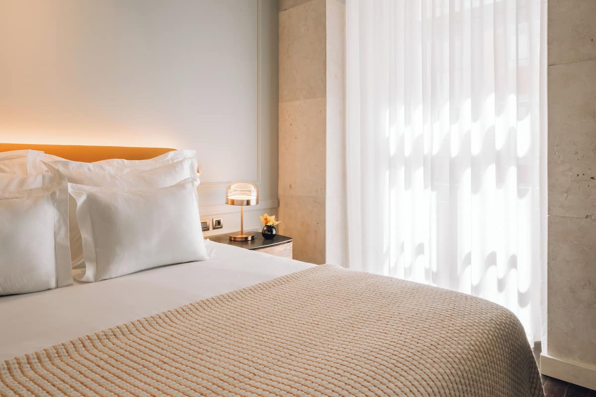 Literie de qualité supérieure, minibar, coffres-forts dans les chambres