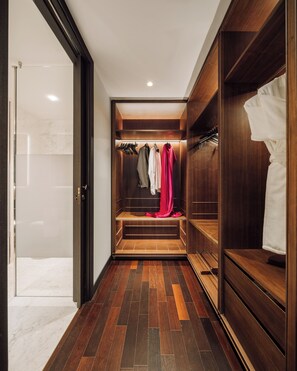 Grand Suite | Room amenity - MYTHIC SANA Downtown Suites - New Opening (Lisbon)