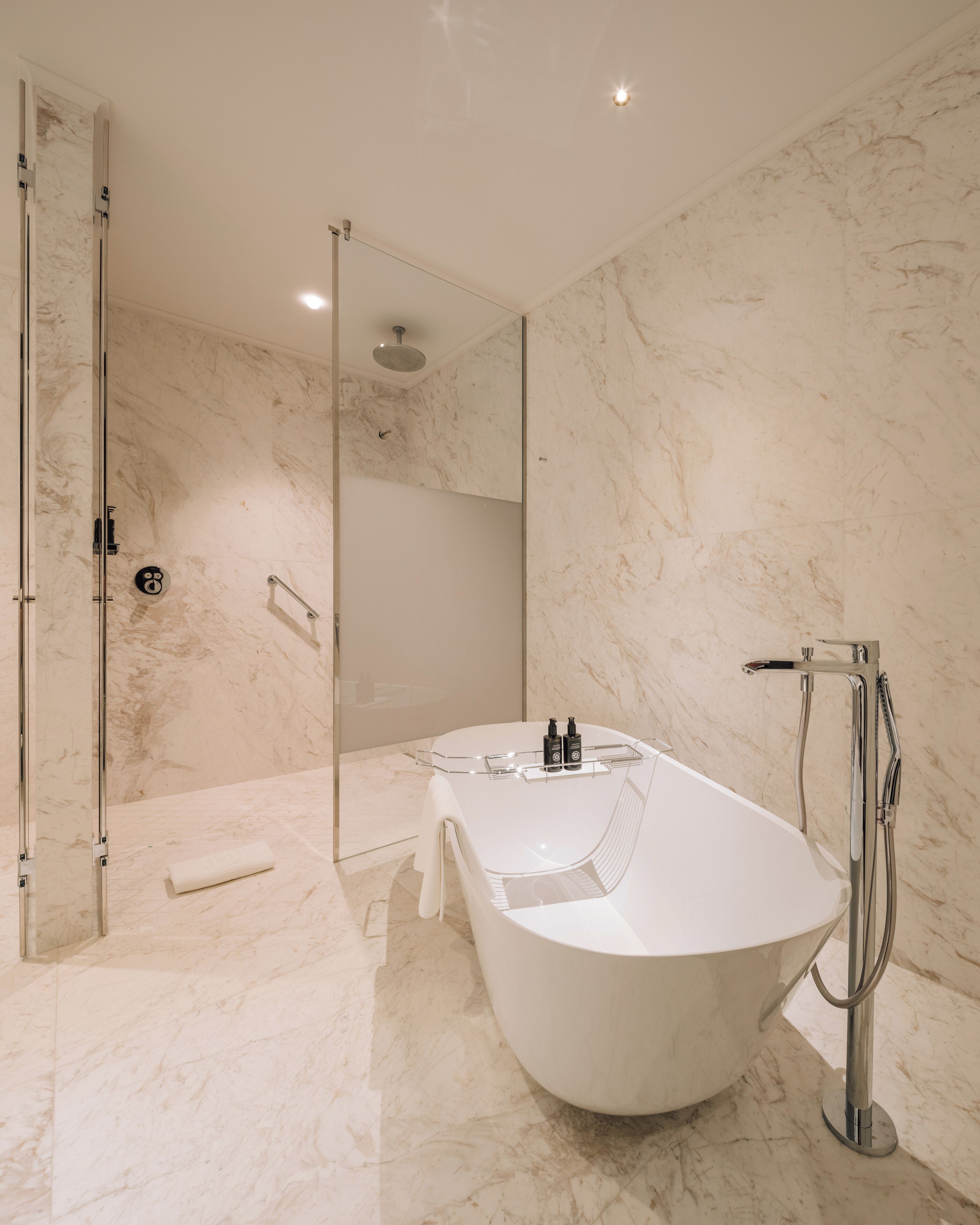 Foto - MYTHIC SANA Downtown Suites - New Opening