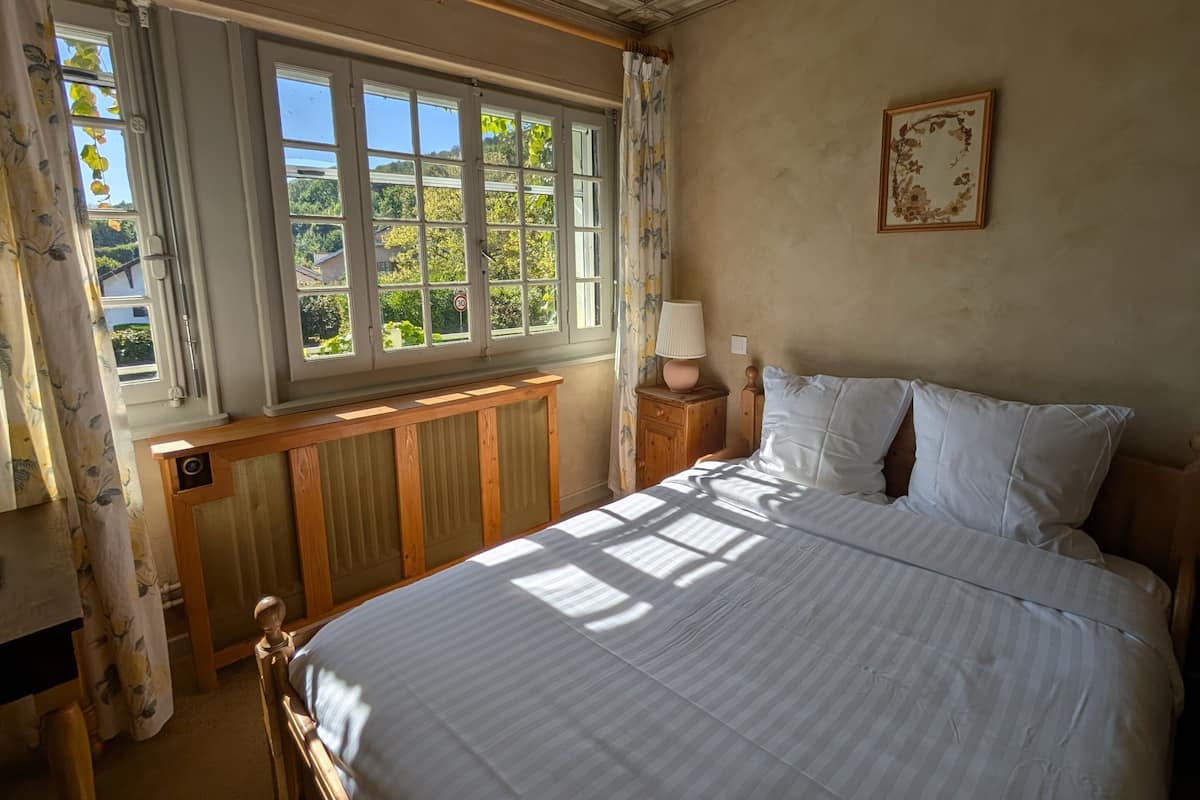 1 bedroom, in-room safe, blackout drapes, soundproofing