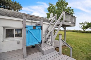 Property grounds - NEW! Oyster Cottage in Historic Fishing Village (Cape Charles)