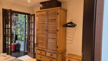 Huvila | Silitysrauta/-lauta, ilmainen Wi-Fi, vuodevaatteet