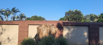Uvongo Coastal Oasis