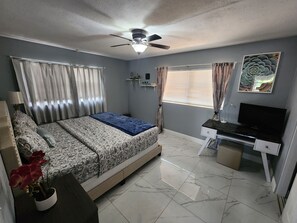 2 habitaciones, tabla de planchar con plancha, wifi y ropa de cama 