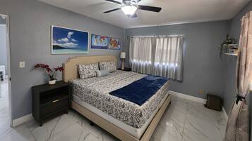 2 bedrooms, iron/ironing board, WiFi, bed sheets